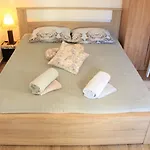 Apartment Garden House Vodice
