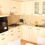 Garden House Apartment