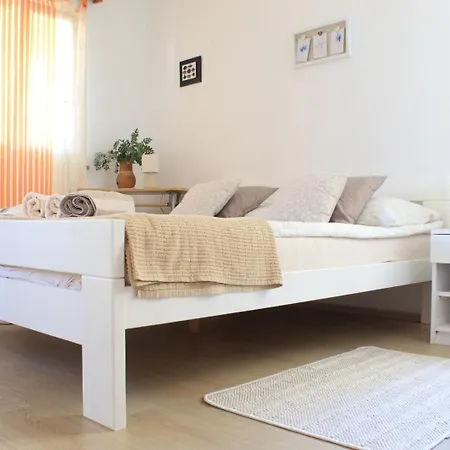 Garden House Apartman